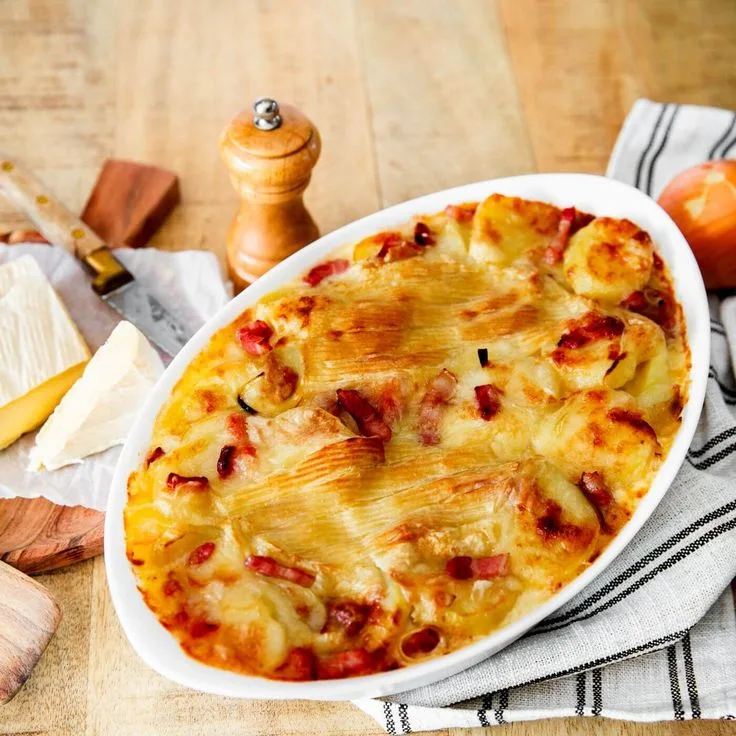 tartiflette savoyarde with reblochon cheese